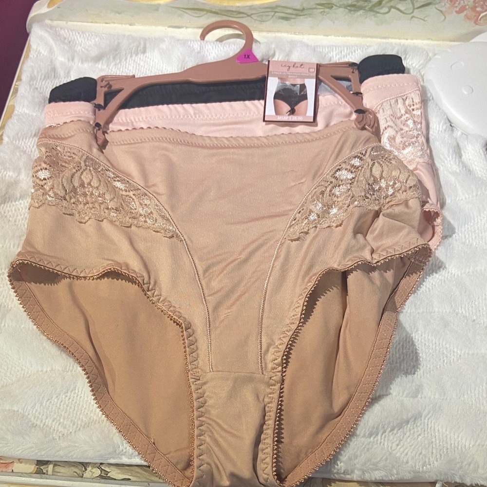 Lace Trimmed Women's Panties - Tan